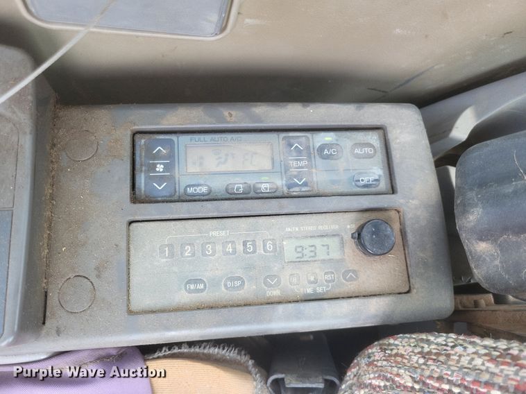 image for item DR4907 2008 John Deere  200D LC excavator