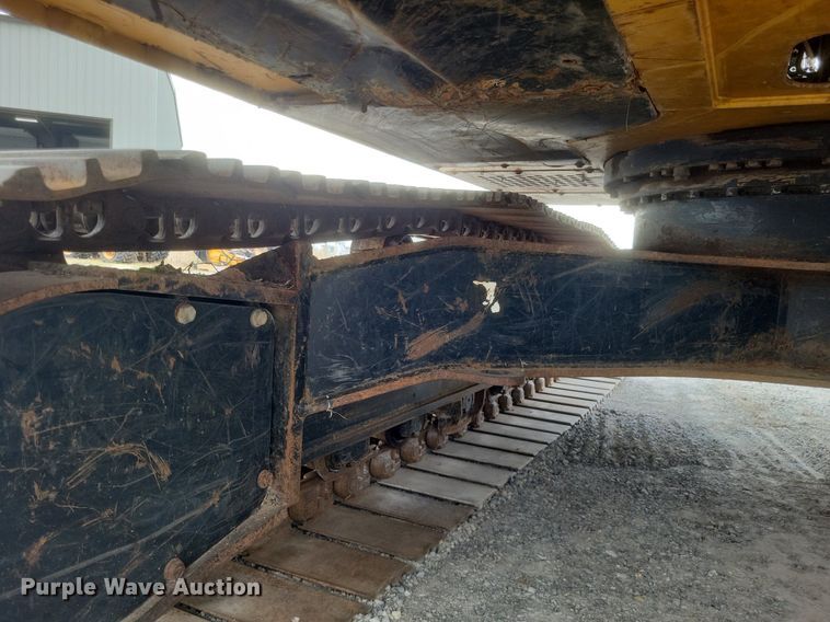 image for item DR4907 2008 John Deere  200D LC excavator