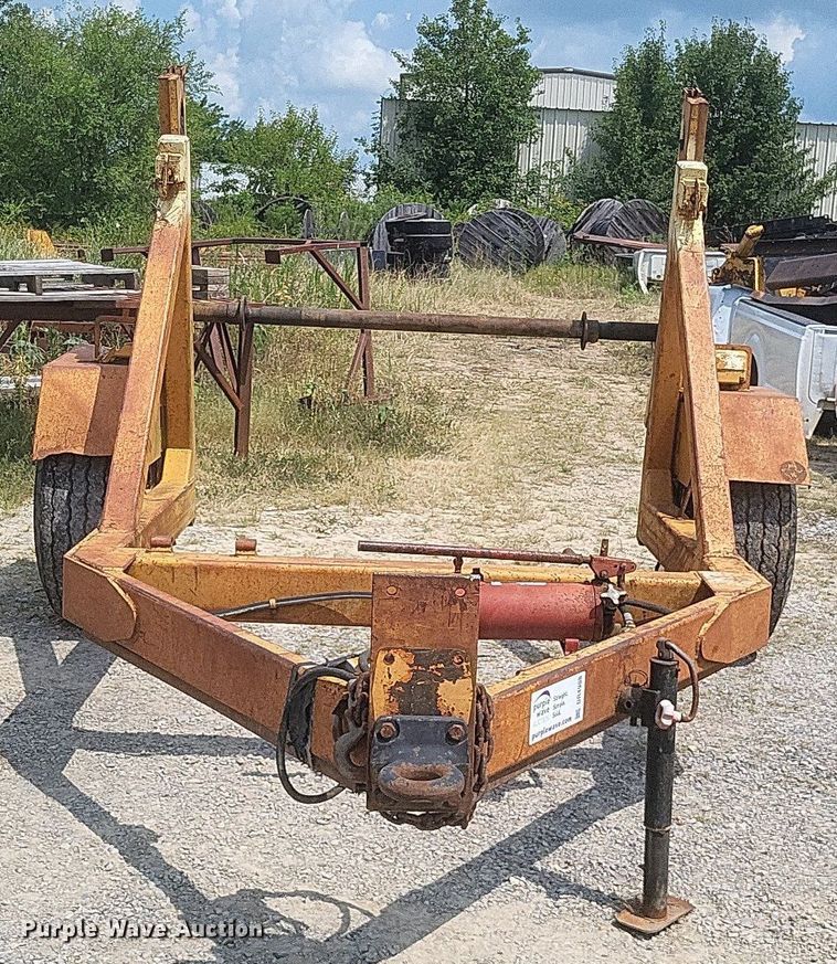 image for item DR4908 1995 Slabach Construction reel trailer