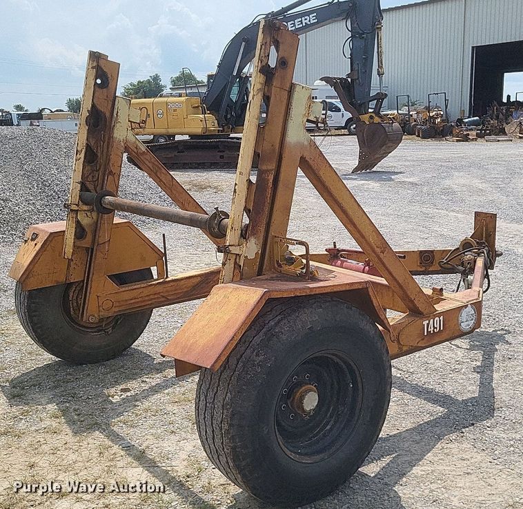 image for item DR4908 1995 Slabach Construction reel trailer