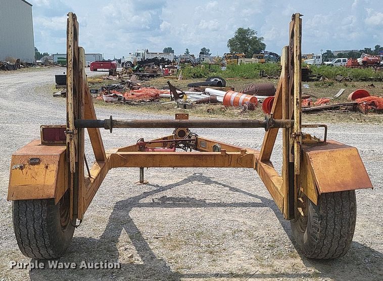 image for item DR4908 1995 Slabach Construction reel trailer