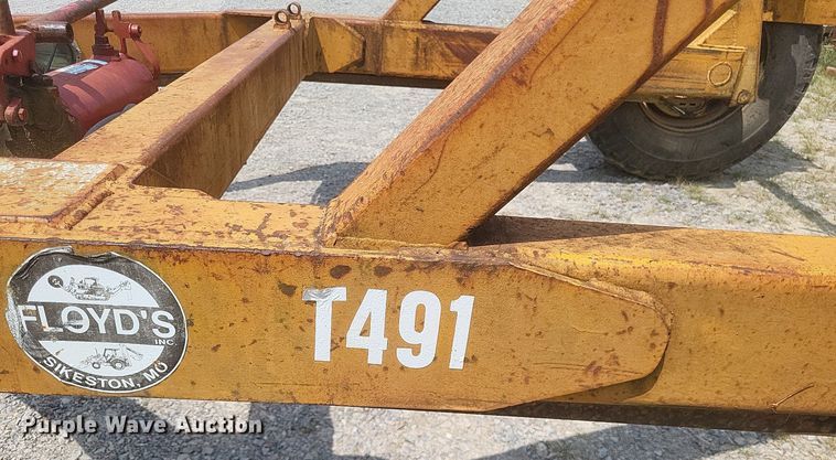 image for item DR4908 1995 Slabach Construction reel trailer