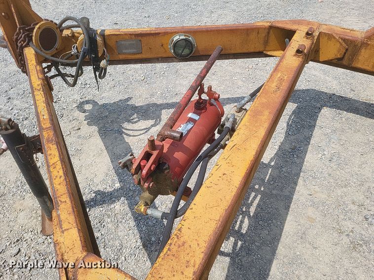 image for item DR4908 1995 Slabach Construction reel trailer