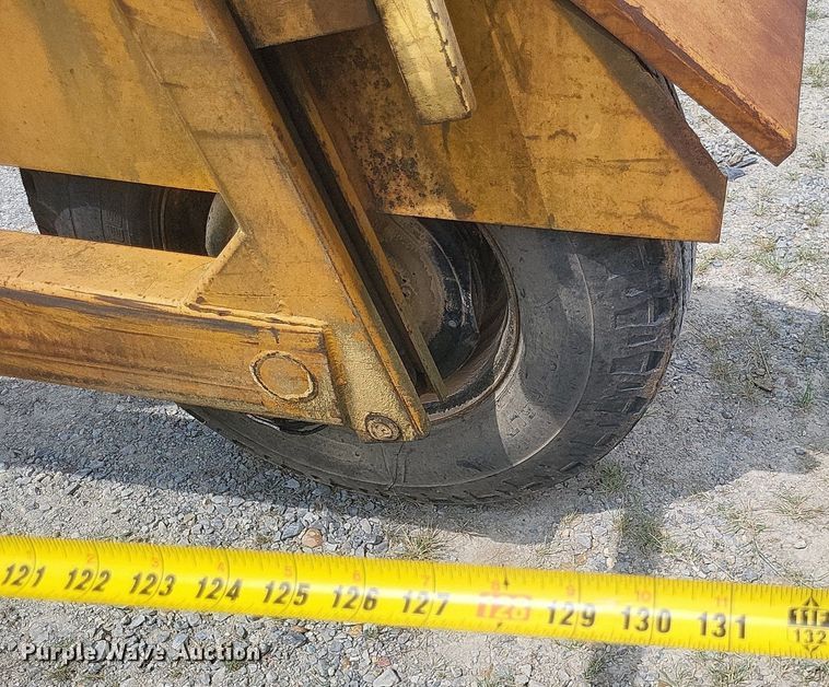 image for item DR4908 1995 Slabach Construction reel trailer