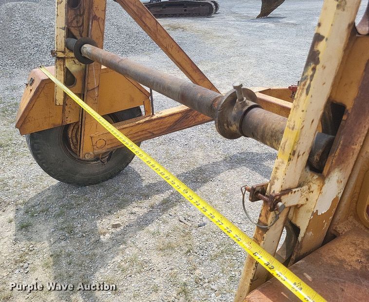 image for item DR4908 1995 Slabach Construction reel trailer