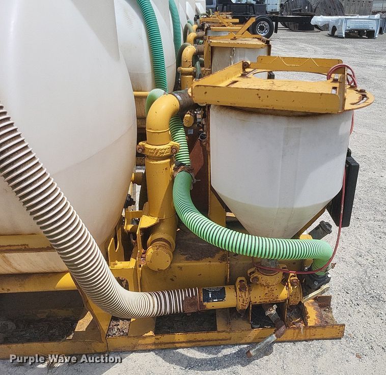 image for item DR4910 (2) Vermeer MX240 fluid mixing units