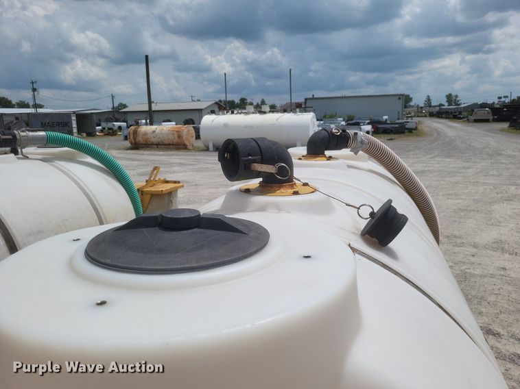 image for item DR4910 (2) Vermeer MX240 fluid mixing units