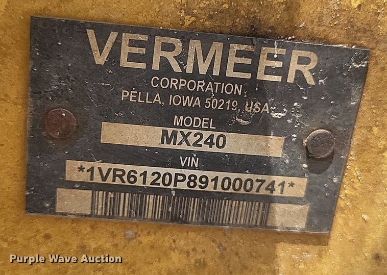 image for item DR4910 (2) Vermeer MX240 fluid mixing units
