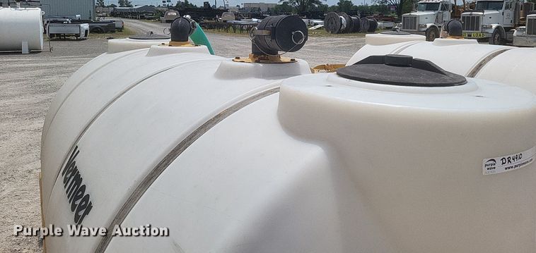 image for item DR4910 (2) Vermeer MX240 fluid mixing units