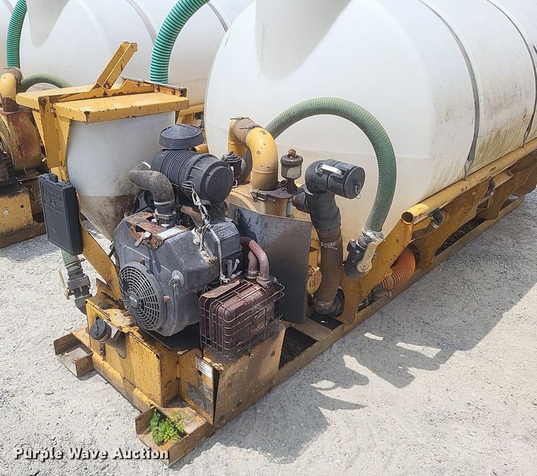 image for item DR4911 (2) Vermeer MX240 fluid mixing units