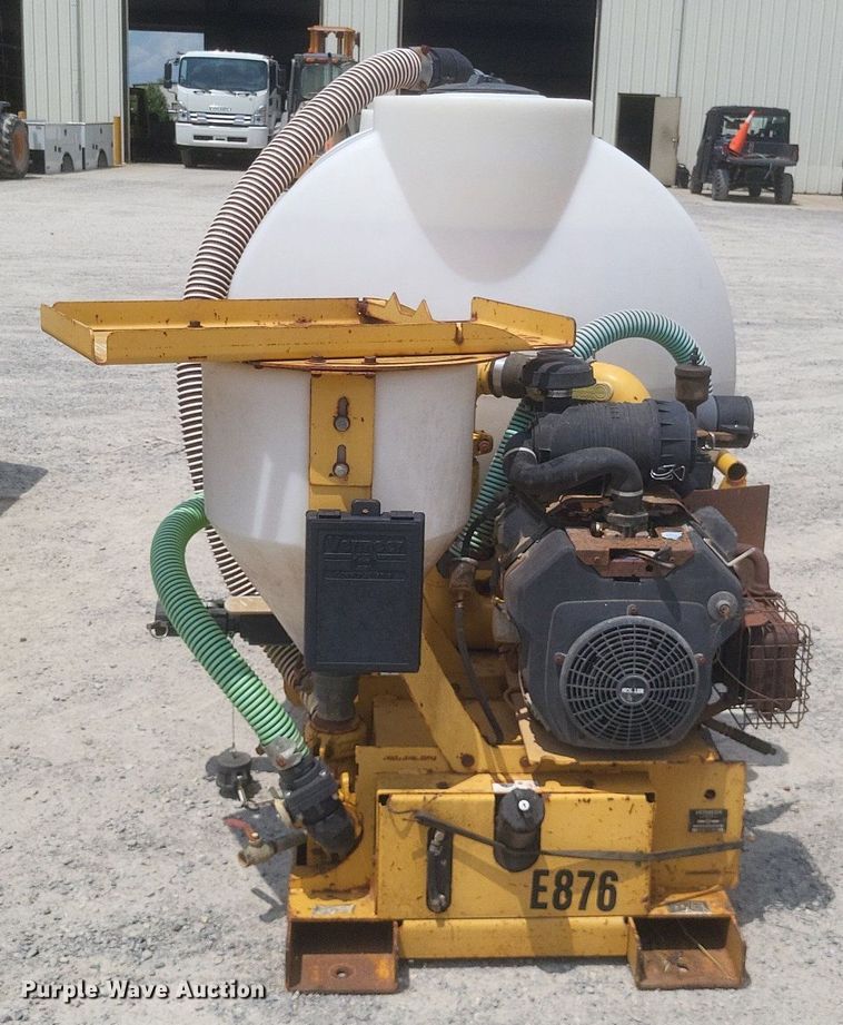 image for item DR4911 (2) Vermeer MX240 fluid mixing units