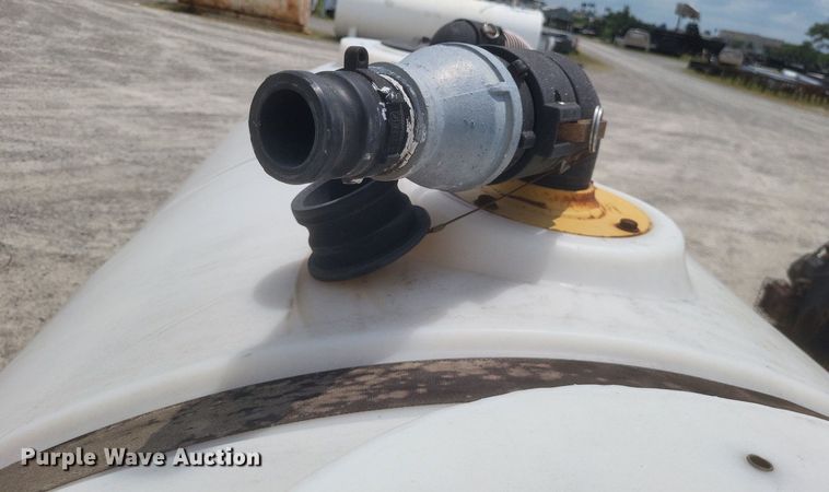 image for item DR4911 (2) Vermeer MX240 fluid mixing units