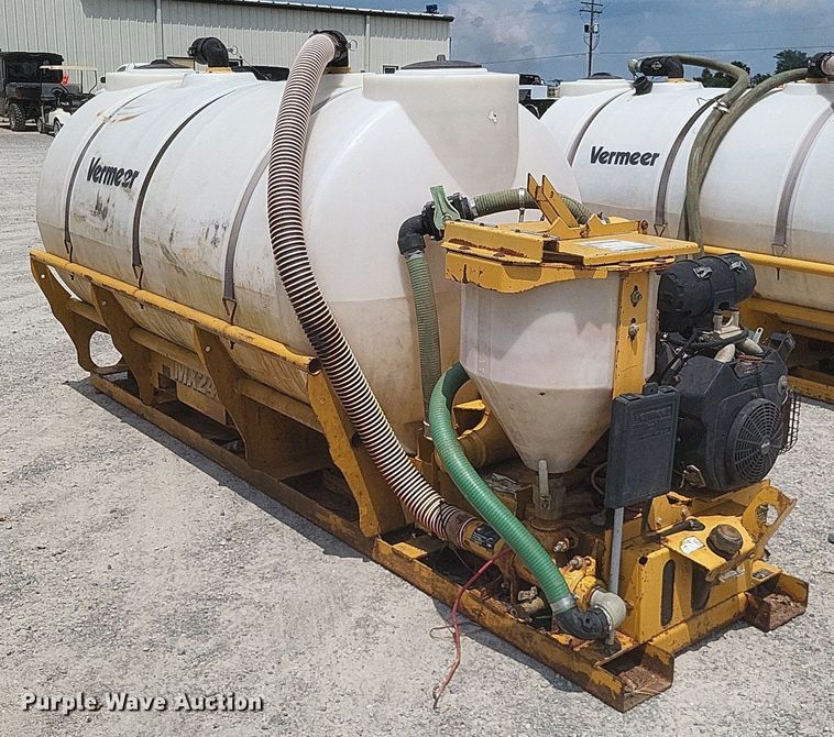 image for item DR4912 (2) Vermeer MX240 fluid mixing unit