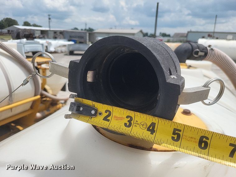 image for item DR4912 (2) Vermeer MX240 fluid mixing unit