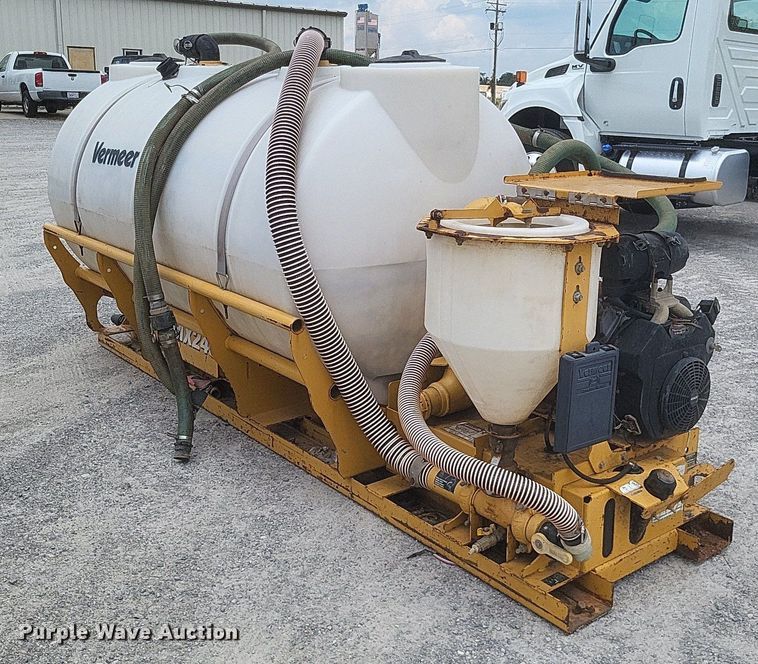 image for item DR4912 (2) Vermeer MX240 fluid mixing unit