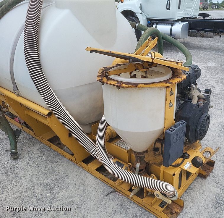 image for item DR4912 (2) Vermeer MX240 fluid mixing unit