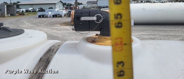 image for item DR4913 (2) Vermeer MX240 fluid mixing units