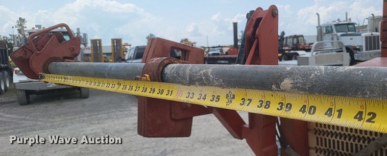 image for item DR4914 1999 Ditch Witch  5700 vibratory cable plow