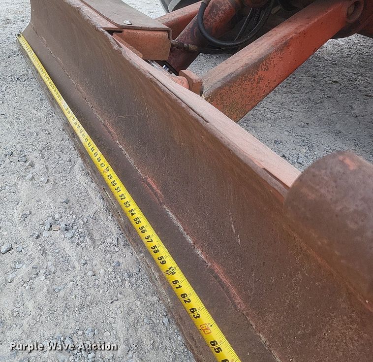 image for item DR4914 1999 Ditch Witch  5700 vibratory cable plow