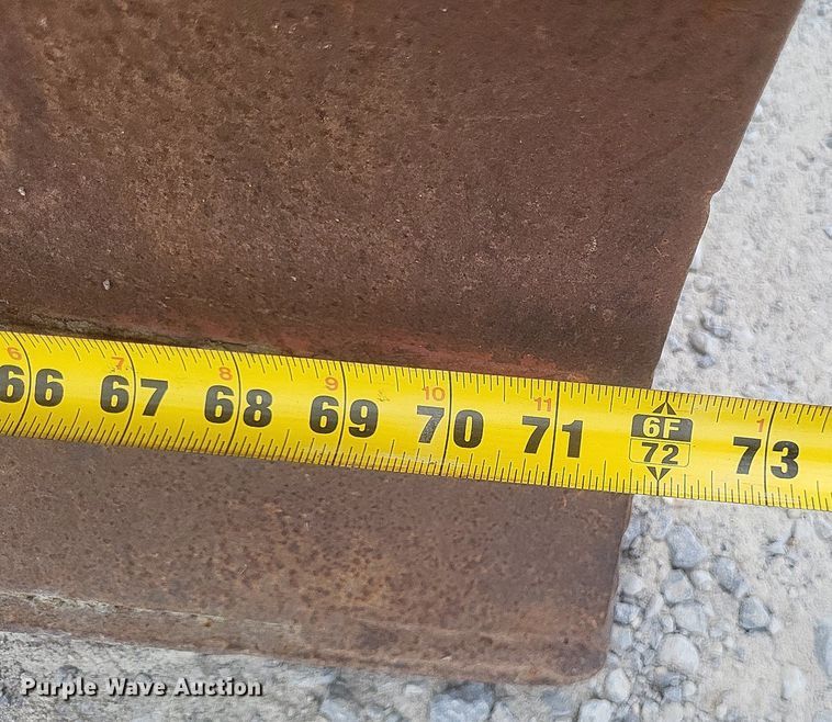 image for item DR4914 1999 Ditch Witch  5700 vibratory cable plow