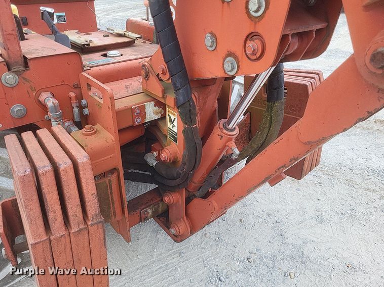 image for item DR4914 1999 Ditch Witch  5700 vibratory cable plow