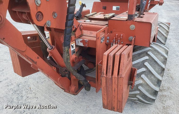 image for item DR4914 1999 Ditch Witch  5700 vibratory cable plow