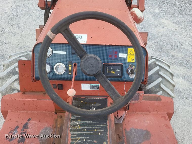 image for item DR4914 1999 Ditch Witch  5700 vibratory cable plow