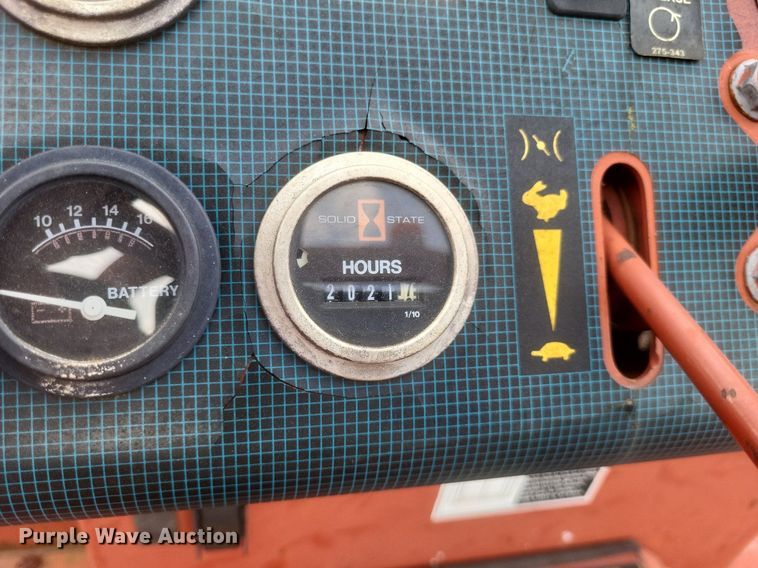 image for item DR4914 1999 Ditch Witch  5700 vibratory cable plow