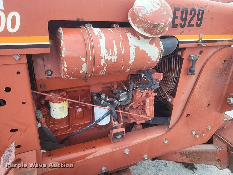 image for item DR4914 1999 Ditch Witch  5700 vibratory cable plow