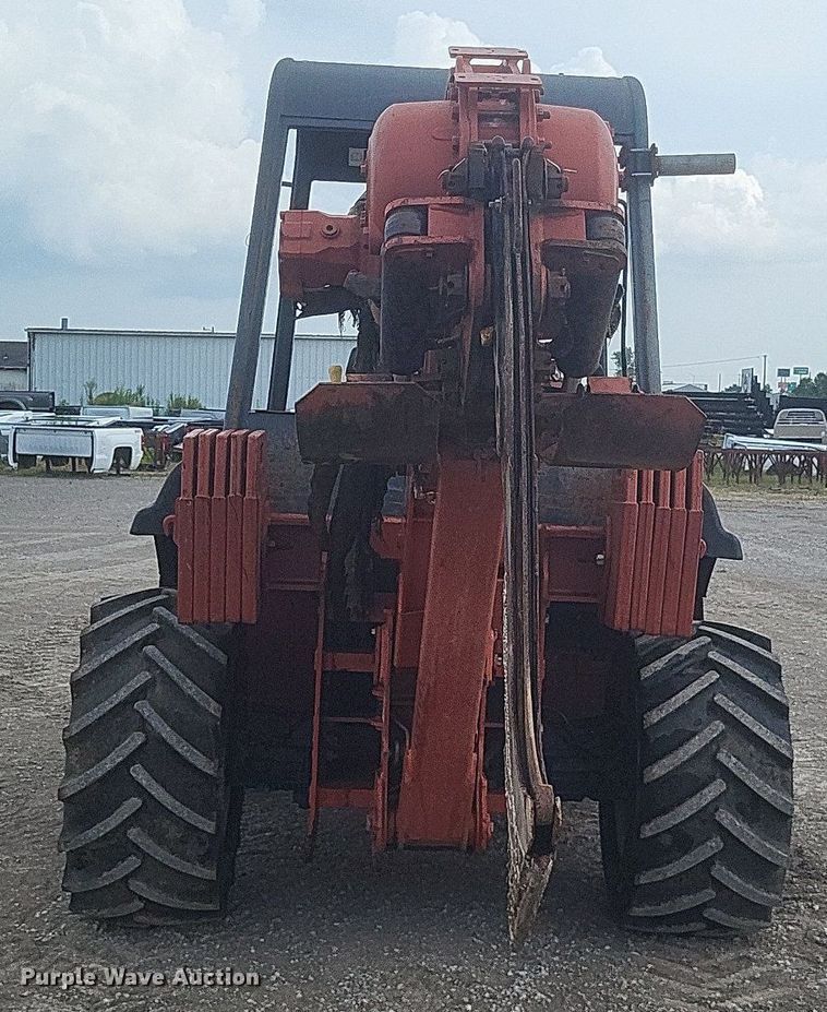 image for item DR4917 2006 Ditch Witch  RT95 vibratory cable plow