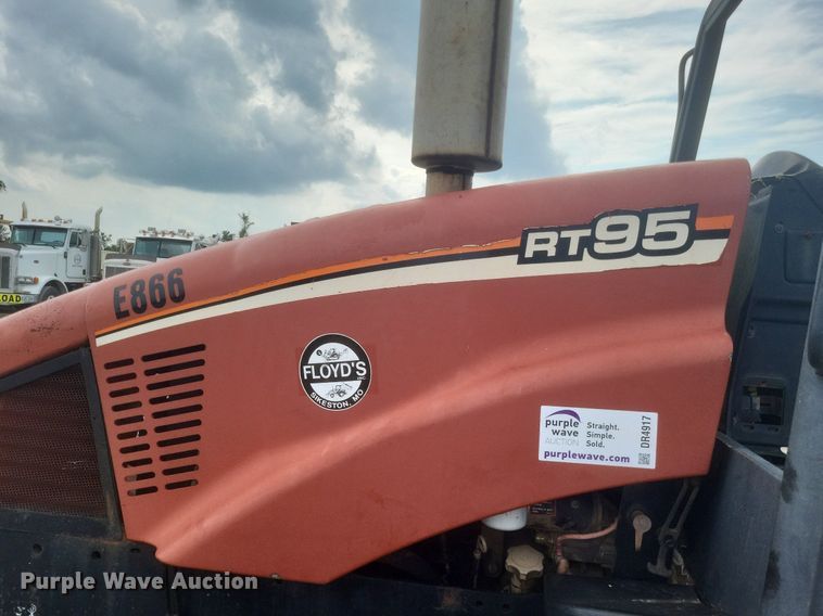 image for item DR4917 2006 Ditch Witch  RT95 vibratory cable plow