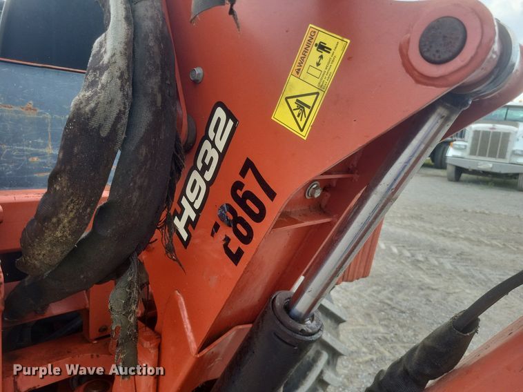 image for item DR4917 2006 Ditch Witch  RT95 vibratory cable plow