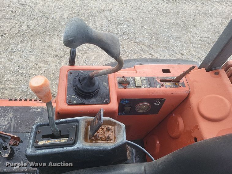 image for item DR4917 2006 Ditch Witch  RT95 vibratory cable plow