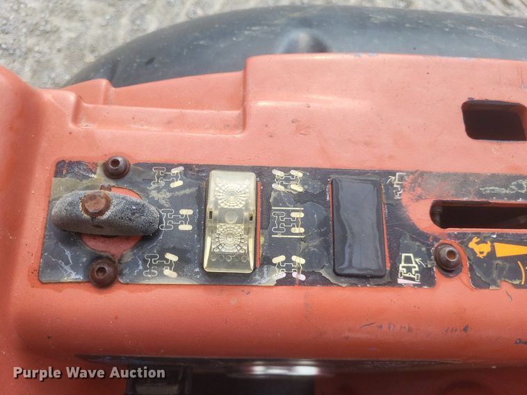 image for item DR4917 2006 Ditch Witch  RT95 vibratory cable plow