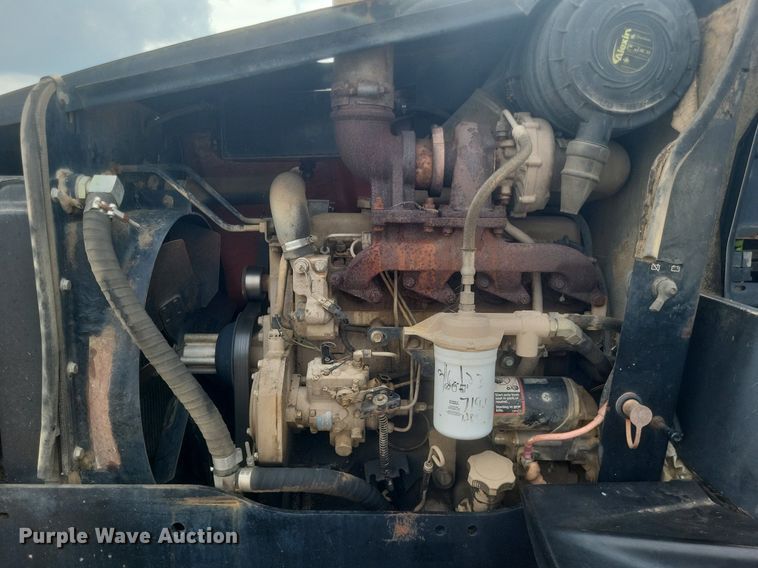 image for item DR4917 2006 Ditch Witch  RT95 vibratory cable plow