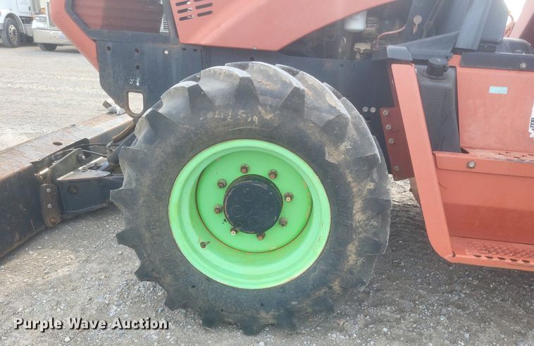 image for item DR4917 2006 Ditch Witch  RT95 vibratory cable plow