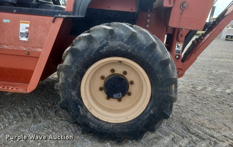 image for item DR4917 2006 Ditch Witch  RT95 vibratory cable plow