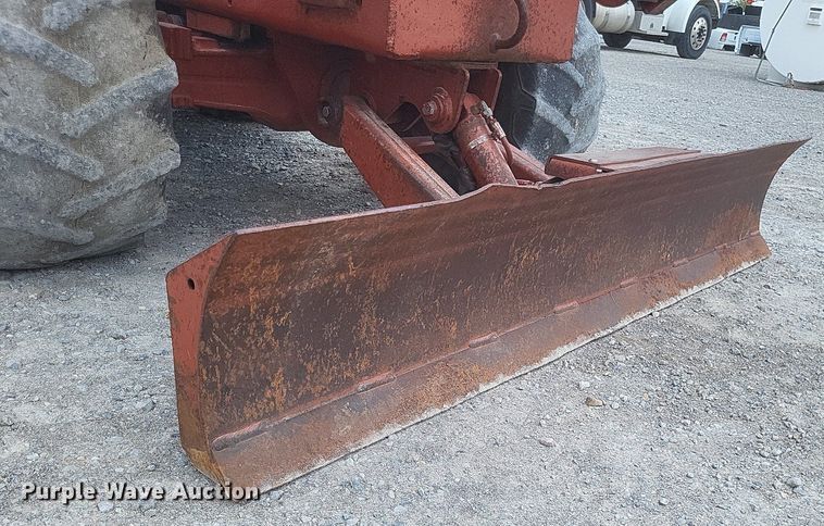 image for item DR4918 1999 Ditch Witch  5700 vibratory cable plow