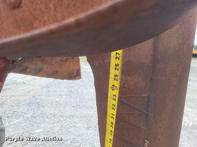 image for item DR4918 1999 Ditch Witch  5700 vibratory cable plow