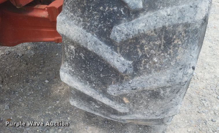 image for item DR4918 1999 Ditch Witch  5700 vibratory cable plow