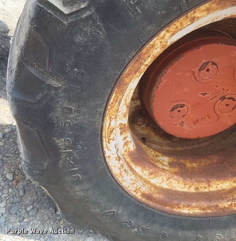 image for item DR4918 1999 Ditch Witch  5700 vibratory cable plow