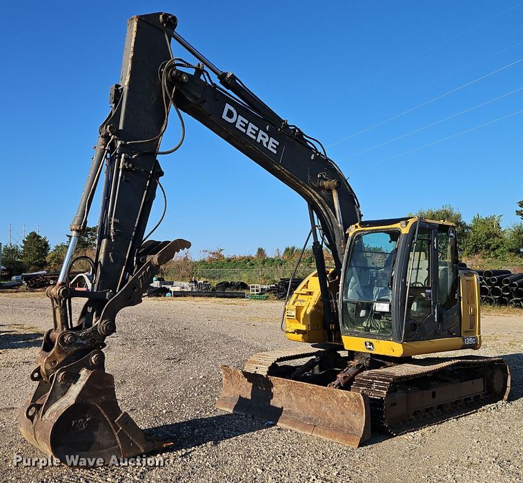 image for item DR8784 2016 John Deere 135G excavator