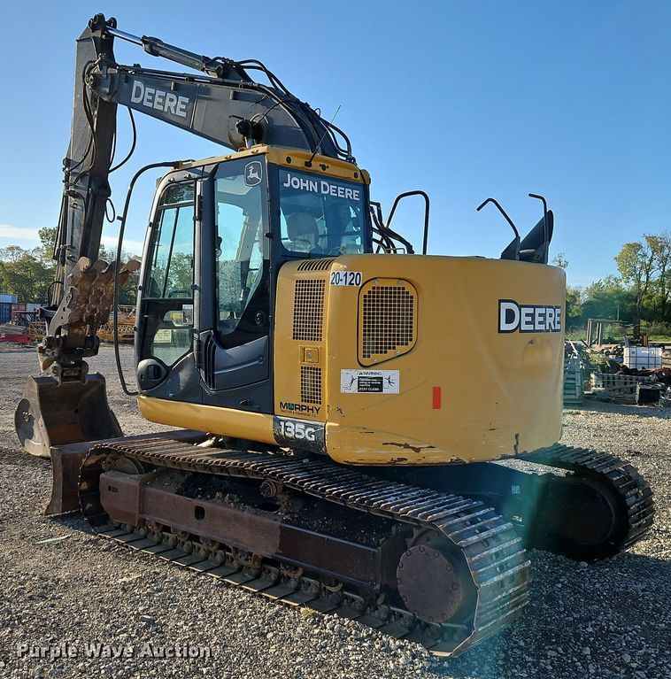 image for item DR8784 2016 John Deere 135G excavator