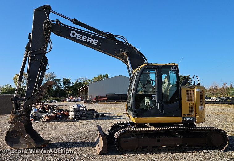 image for item DR8784 2016 John Deere 135G excavator
