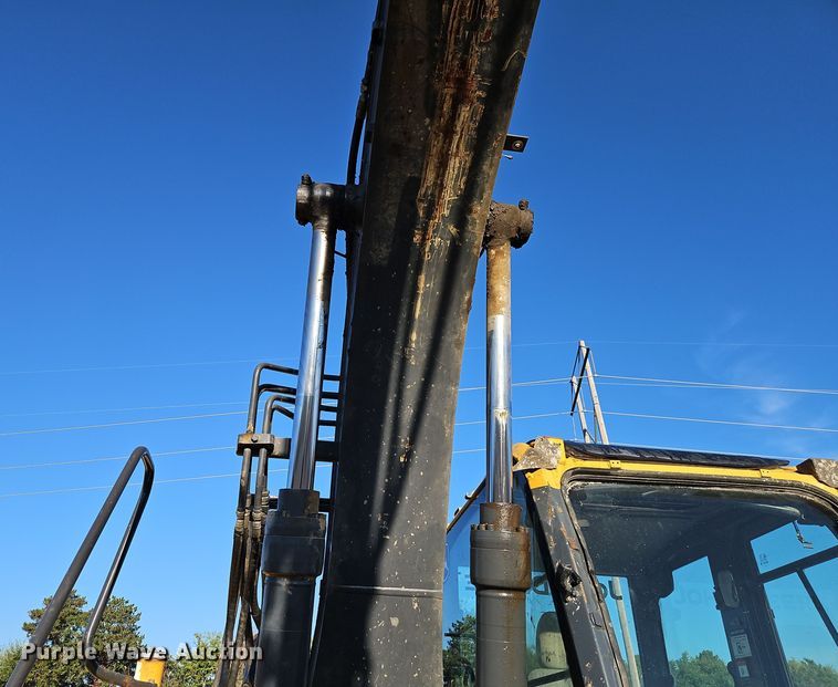 image for item DR8784 2016 John Deere 135G excavator