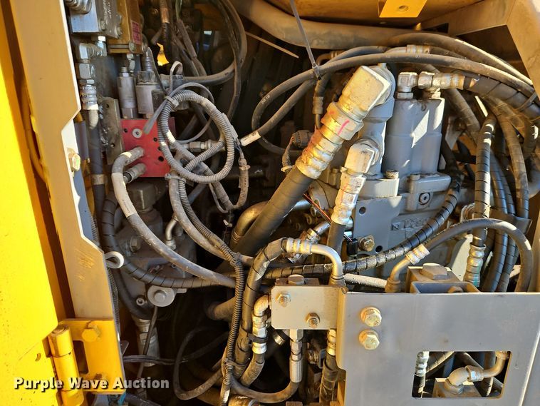 image for item DR8784 2016 John Deere 135G excavator