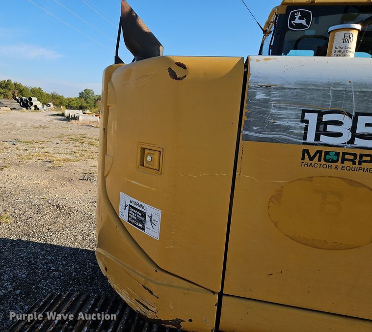 image for item DR8784 2016 John Deere 135G excavator