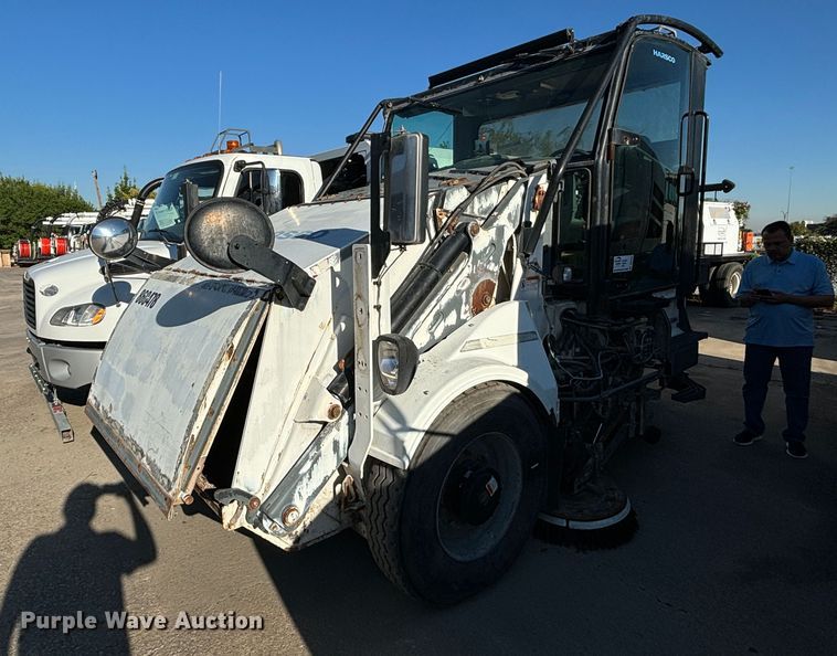 image for item DS2519 Elgin Pelican  street sweeper