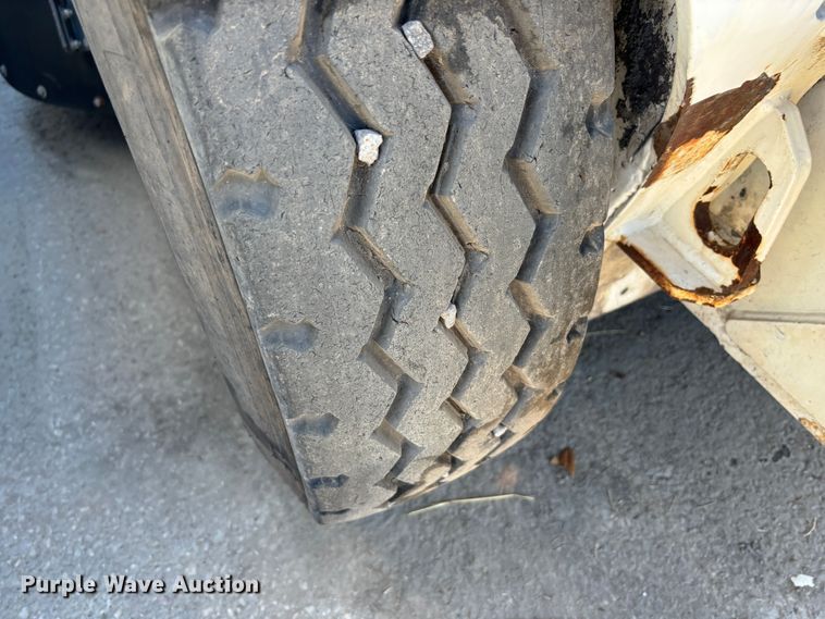 image for item DS2519 Elgin Pelican  street sweeper