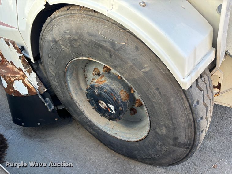 image for item DS2519 Elgin Pelican  street sweeper